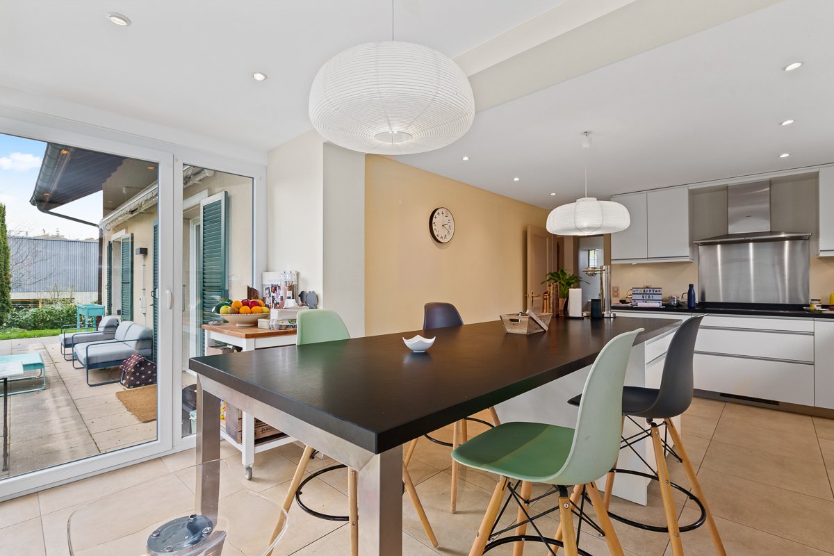 LE MONT-SUR-LAUSANNE - Belle villa familiale