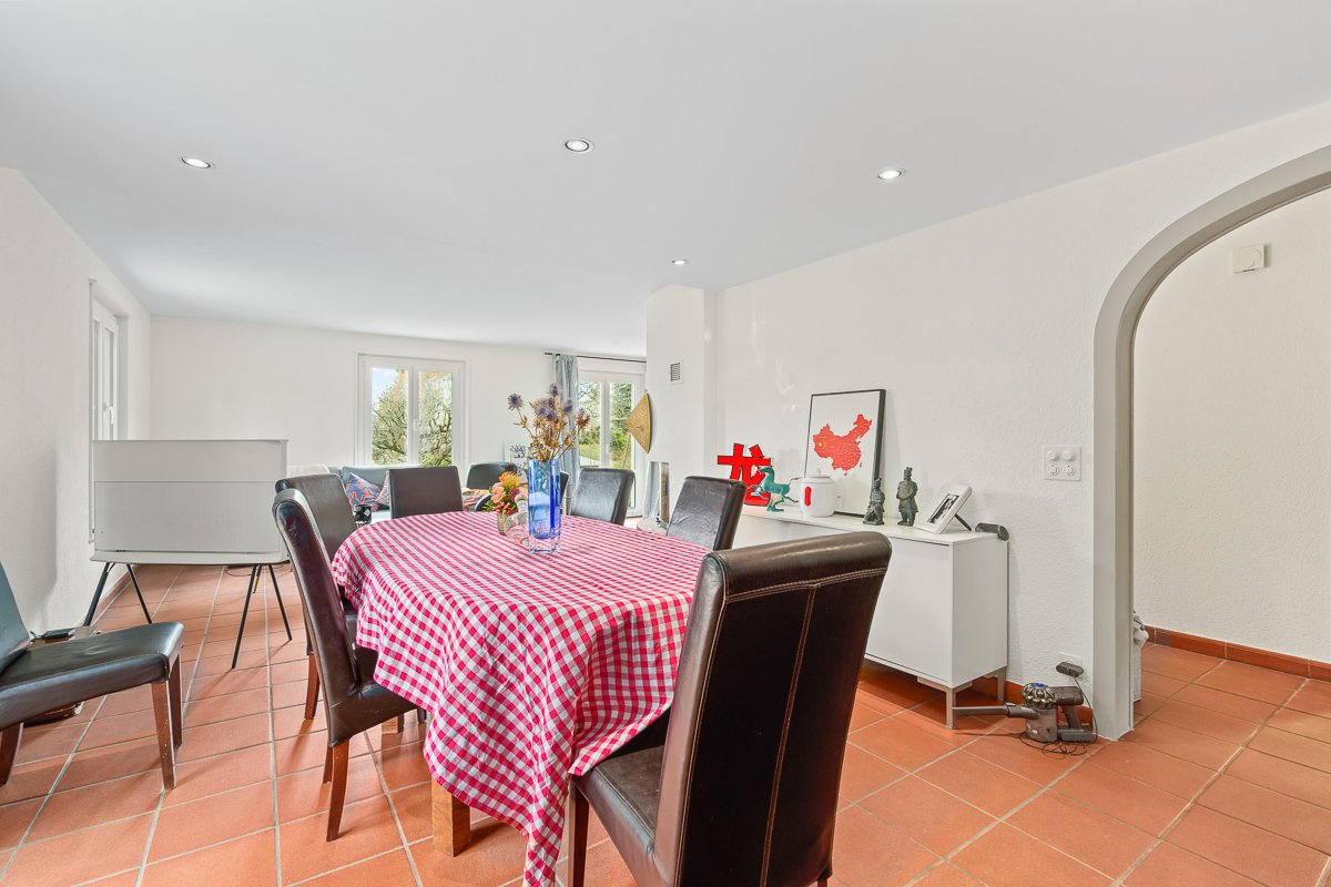 LE MONT-SUR-LAUSANNE - Belle villa familiale