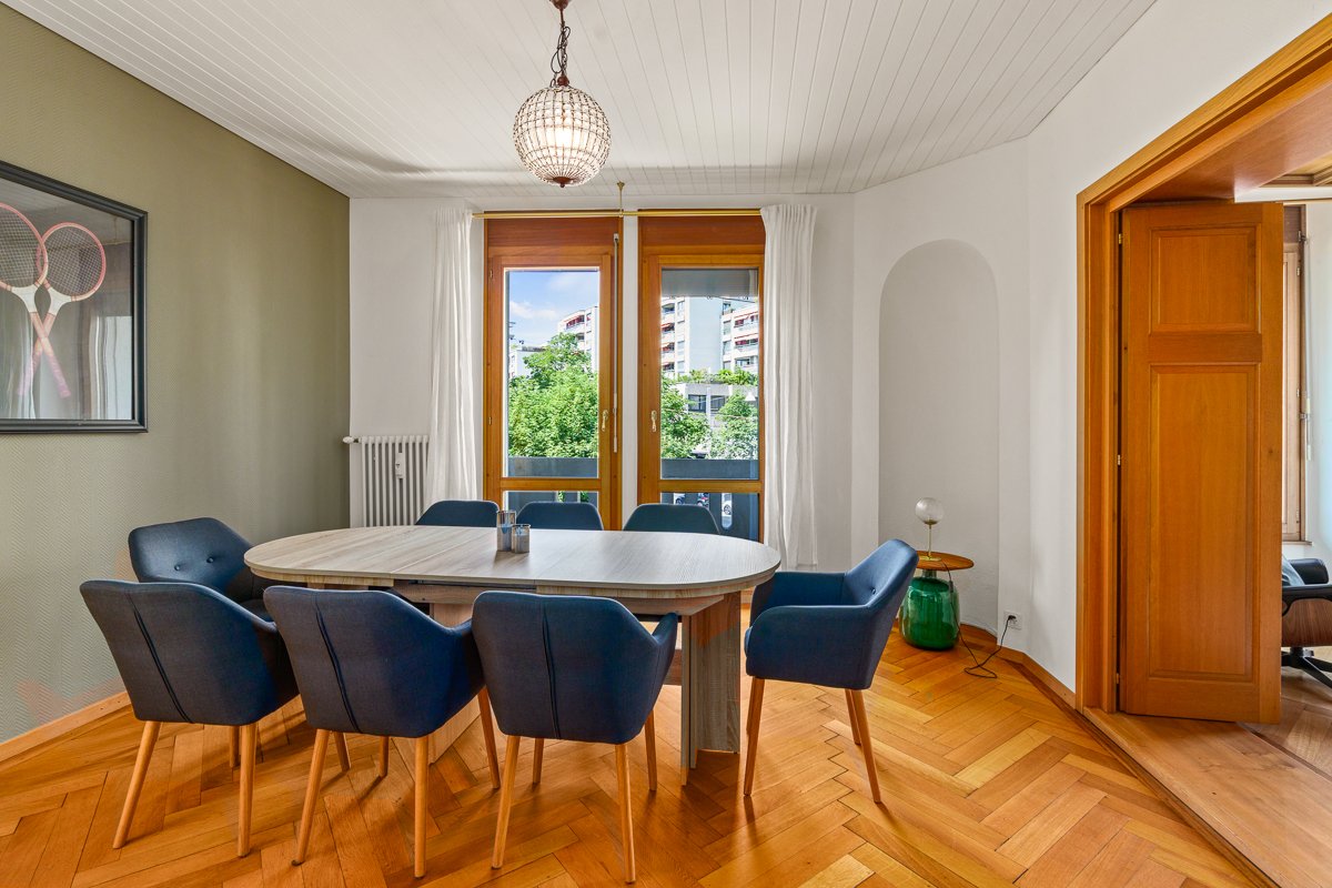 LAUSANNE - sous gare - coup de coeur 