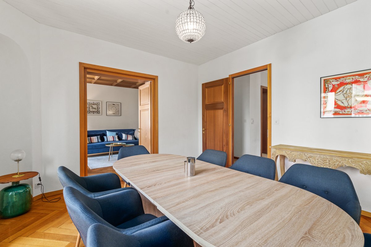 LAUSANNE - sous gare - coup de coeur 