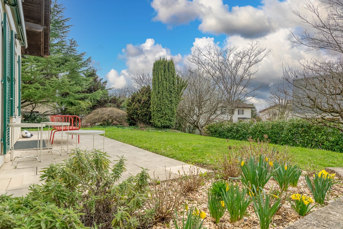 LE MONT-SUR-LAUSANNE - Belle villa familiale