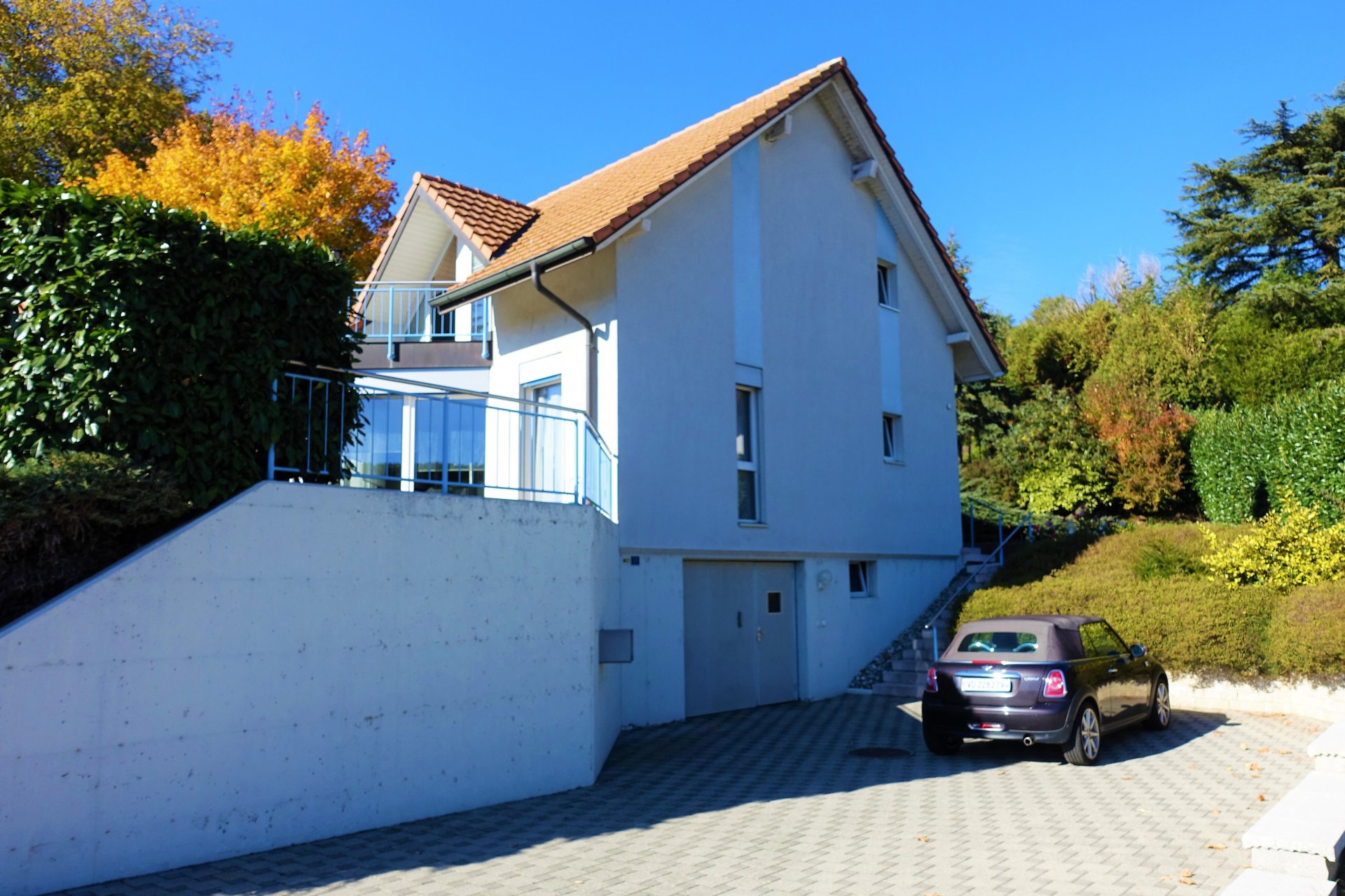 Contemporaine et spacieuse villa 