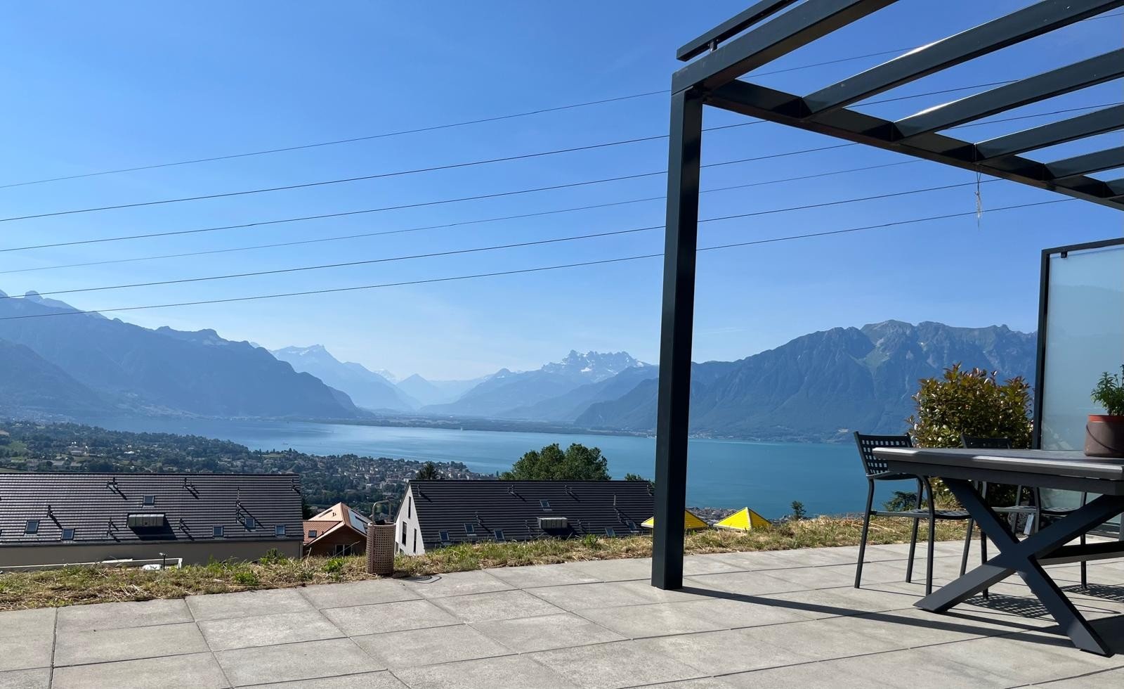 JONGNY - jolie villa jumelle avec magnifique vue