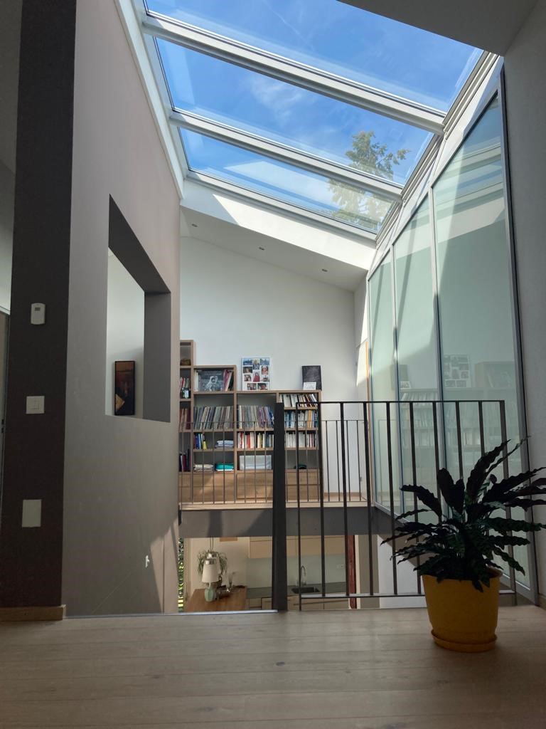 Contemporaine et vaste villa individuelle